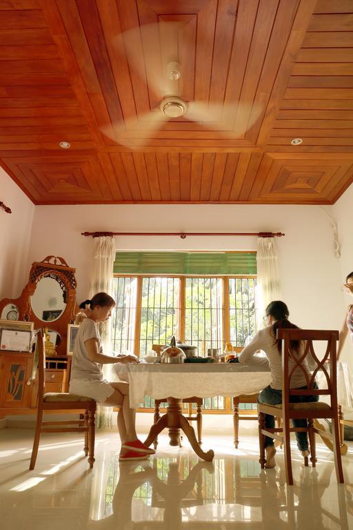 Lumbini Villa Bentota Luaran gambar